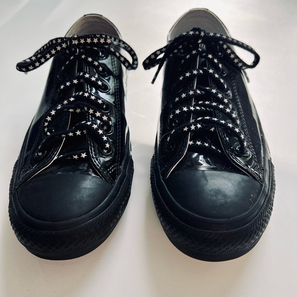genuine, Limited edition, Miley Cyrus converse all star black patent low tops